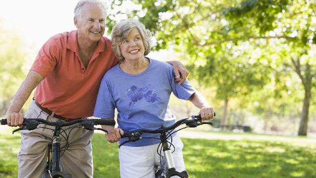 Exercícios físicos diminuem o risco do desenvolvimento da demência