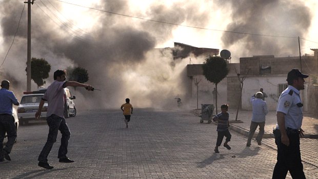 Ataque sírio matou cinco pessoas em povoado turco na fronteira entre os países
