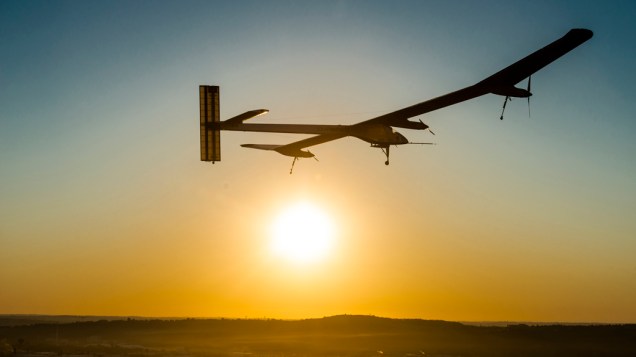 Solar Impulse no retorno para a Suíça