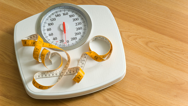 Dieta: Consumir menos calorias e emagrecer alguns quilos já contribui com o alívio dos sintomas da apneia do sono