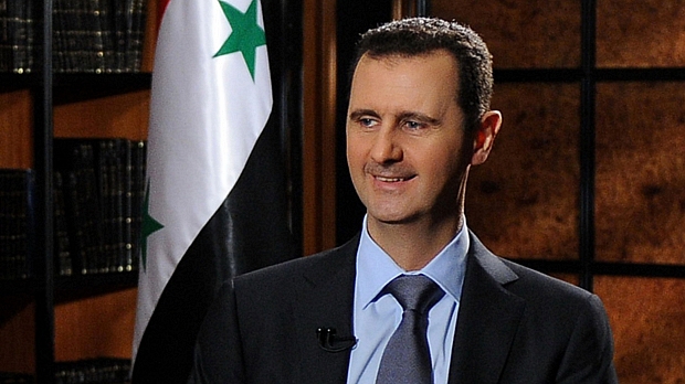 O ditador sírio Bashar Assad sucedeu seu pai, Hafez Assad, após a sua morte