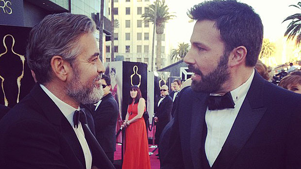 Ben Affleck e George Clooney chegam ao Oscar 2013