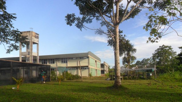 Universidade funciona nas instalações de uma antiga escola rural da região