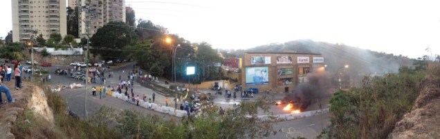 #NoHayPaso na região de Los Naranjos, em Caracas