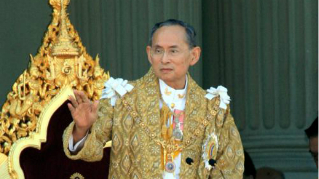 O rei tailandês Bhumibol Adulyadej