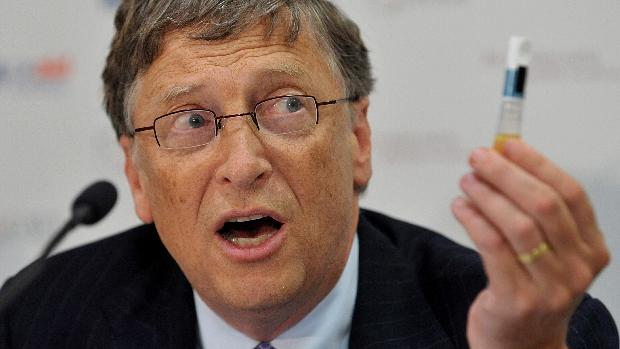 Fundo para vacinação: o norte-americano Bill Gates irá aumentar em um bilhão de dólares seu financiamento ao Gavi