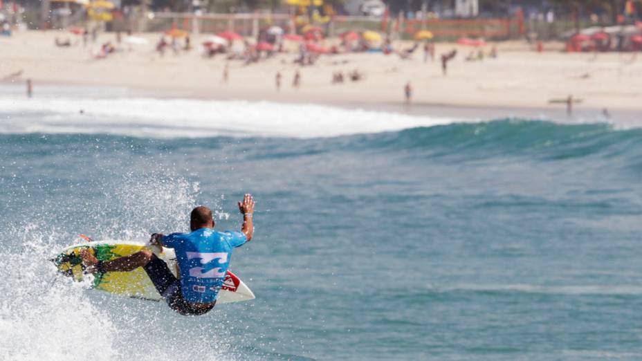 Fredeick Patacchia, surfista norte-americano durante campeonato Billabong Pro Rio da Associação Profissional de Surfe (ASP) realizado na praia do Arpoador