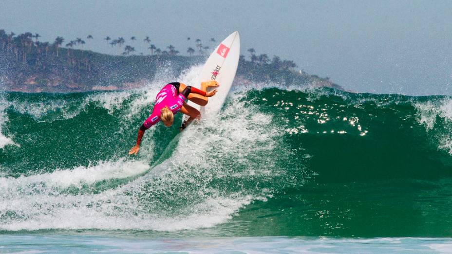 Surfista Stephanie Gilmore durante o Billabong Pro Rio, realizado na praia do Arpoador, Rio de Janeiro