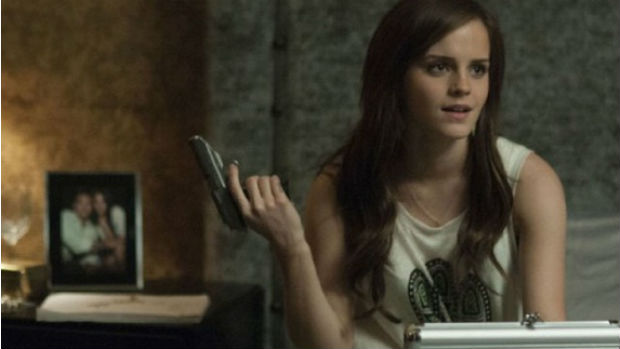 A atriz Emma Watson em cena do filme <em>Bling Ring: A Gangue de Hollywood</em>