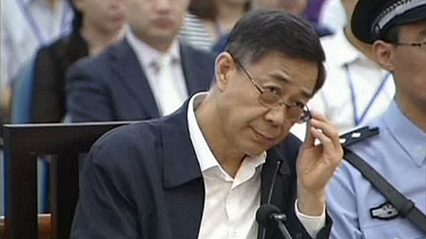 Bo Xilai durante o julgamento. Transmissão ocultou detalhes