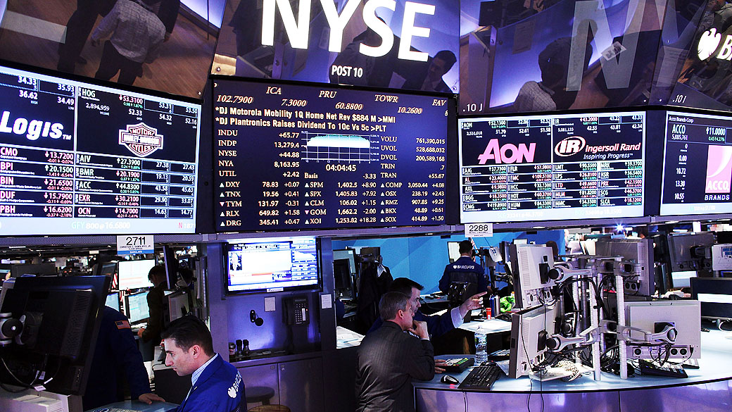 Operadores disseram que as negociações eletrônicas das ações listadas na NYSE continuam em outros ambientes