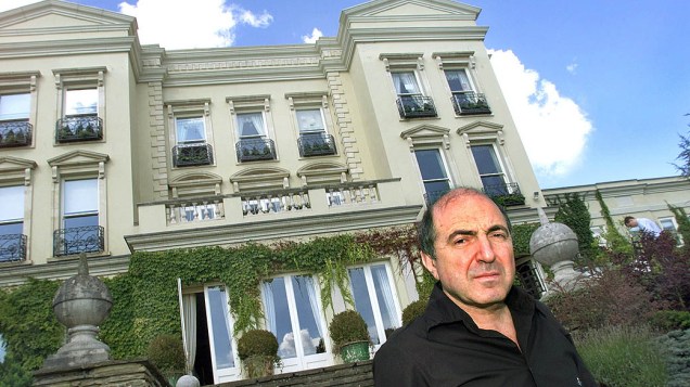 Boris Berezovsky em sua casa em Eghan, na Inglaterra