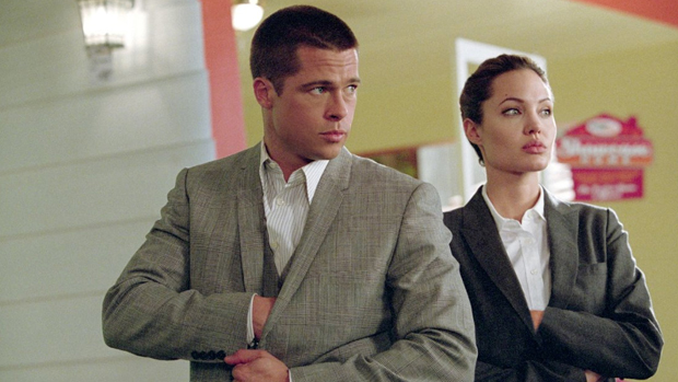 Brad Pitt em Sr. e Sra. Smith, 2005. Foi na gravação desse filme que ele iniciou namoro com Angelina Jolie