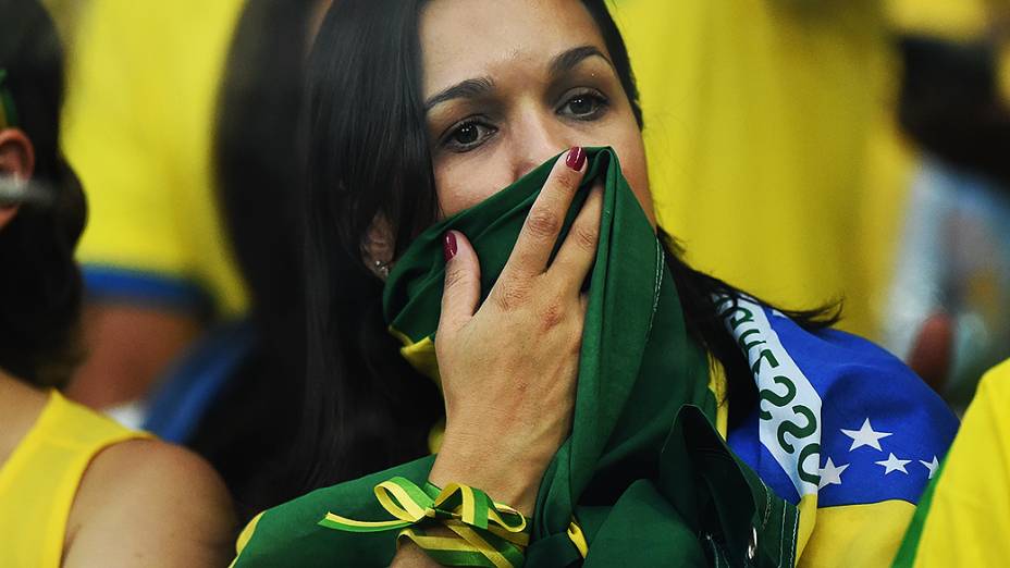 Torcedora durante o jogo entre Brasil e Alemanha