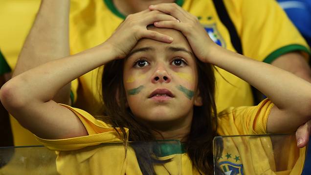 Criança durante o jogo entre Brasil e Alemanha no Mineirão, em Belo Horizonte