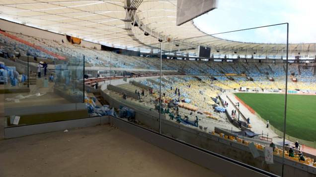 Com 95% de obras concluídas, o Maracanã já mostra a forma de uma arena de futebol