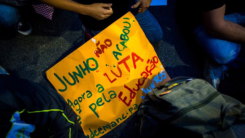 Protesto “Um Milhão pela Educação!” contra a política de educação do governo de São Paulo, nesta terça-feira (15)