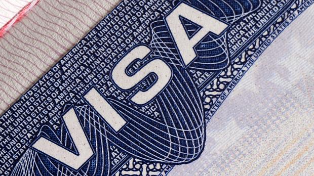 Brasileiros tiveram facilitadas as exigências para obter o visto