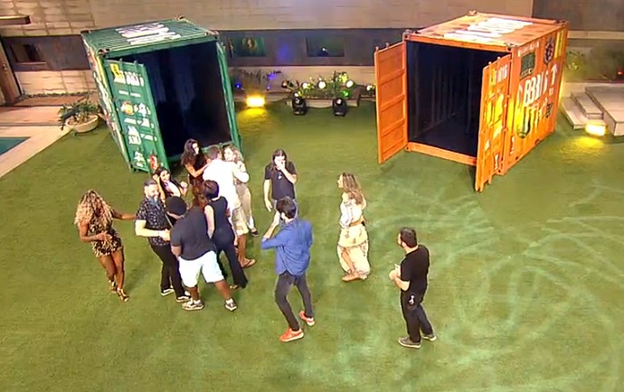 Brothers entram na casa do BBB16