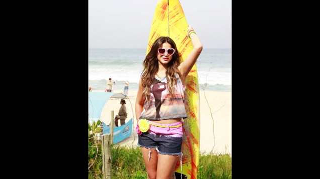 Bruna Marquezine faz ensaio na Prainha da Barra da Tijuca Bruna Marquezine faz ensaio na Prainha da Barra da Tijuca