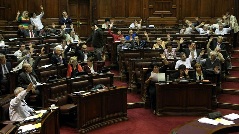 Câmara dos Deputados aprova projeto de lei sobre o casamento gay