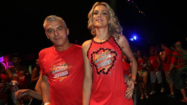 Ana Hickmann e Alexandre Corrêa no Camarote do Sambódromo do Anhembi, em São Paulo Ana Hickmann e Alexandre Corrêa no Camarote do Sambódromo do Anhembi, em São Paulo