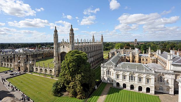 Universidade de Cambridge, na Grã-Bretanha - 3º lugar no ranking de reputação da revista THE