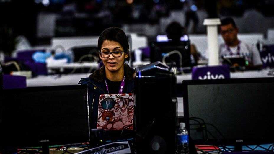 Movimentação do segundo dia da 6º Campus Party, no Anhembi, em São Paulo