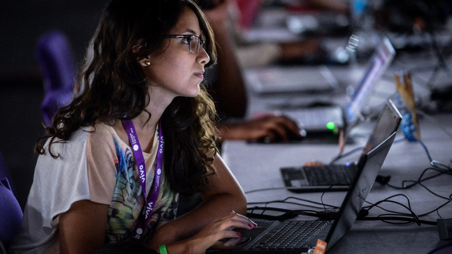 Movimentação do segundo dia da 6º Campus Party, no Anhembi, em São Paulo