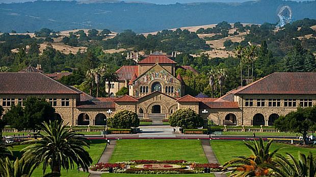 Brasileiros terão oportunidade de estudar nas melhores universidades americanas. Na foto, a Universidade de Stanford, na Califórnia.