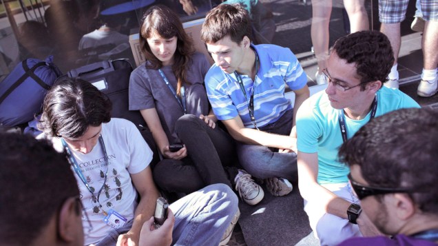 Os primeiros campuseiros da Campus Party, grupo chegou ao Parque Anhembi, em São Paulo, na manhã do domingo (05/02)
