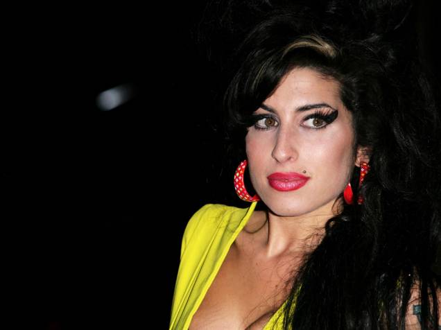 Cantora Amy Winehouse chega ao BRIT Awards 2007, em Londres