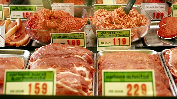 O consumo de carne vermelha aumenta — e muito — o risco de desenvolver diabetes tipo 2