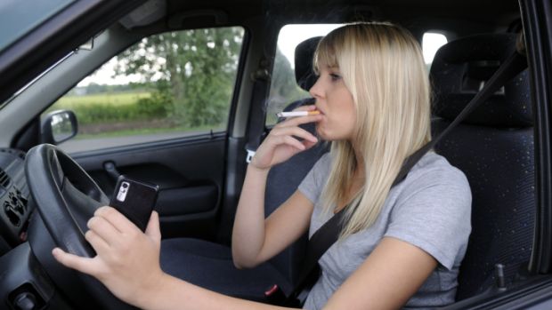 Fumo passivo: crianças são mais sujeitas a contato com a fumaça de cigarros em casa ou em veículos