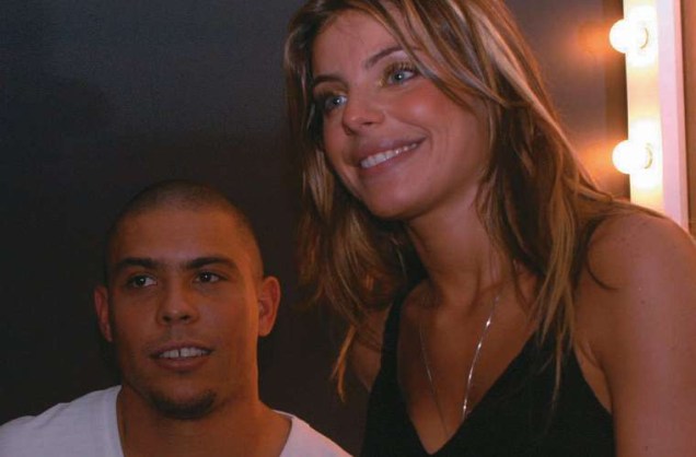 Apenas 86 dias depois de um luxuoso casamento em Paris, a modelo Daniela Cicarelli e o jogador Ronaldo anunciaram o divórcio.