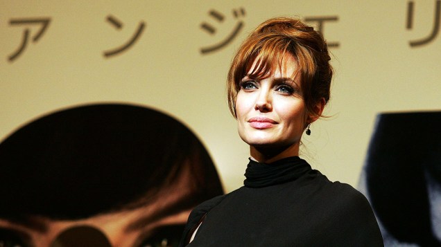 Angelina Jolie participa premiere  de filme no Fórum Internacional de Tóquio, no Japão