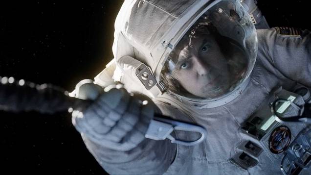 O astronauta Matt Kowalski (George Clooney) no filme Gravidade