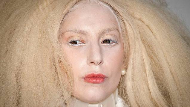 Lady Gaga chega para o evento "Mulheres do Ano" promovido pela Glamour Magazine, em Nova York
