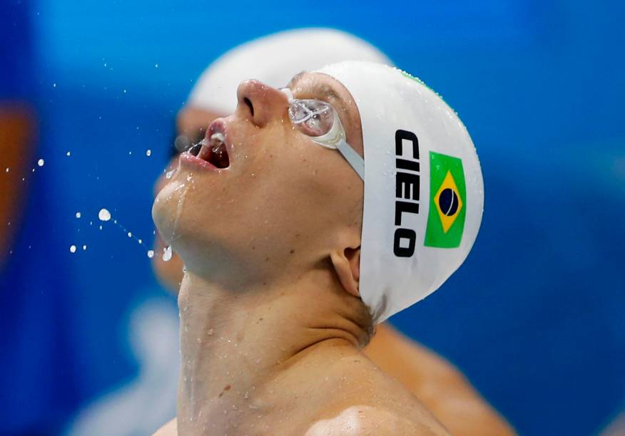 Brasileiro Cesar Cielo confirmou seu favoritismo nas eliminatórias dos 100 m livre dos Jogos Olímpicos de Londres 2012, em 31/07/2012