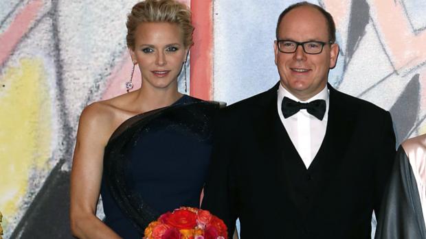 Princesa Charlene e príncipe Albert, de Mônaco, em evento realizado em março de 2014