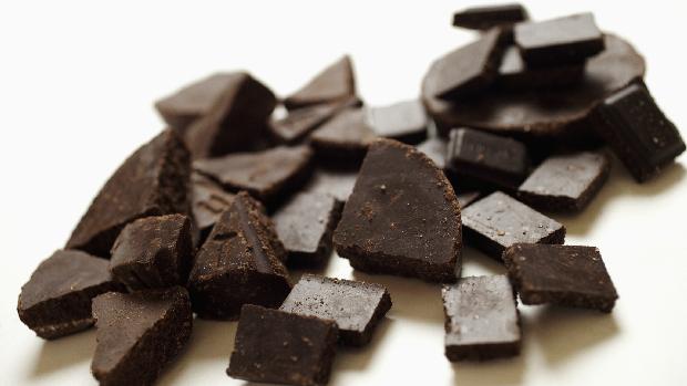 Pessoas com tendência a sofrerem eventos cardiovasculares podem ter o chocolate amargo como um aliado