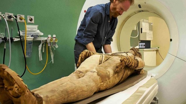 <p>Detalhes inéditos de oito múmias foram possíveis pela realização de uma tomografia computadorizada</p>