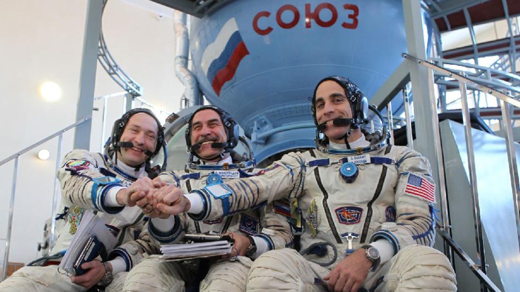 Astronautas Pavel Vinogradov, Alexandre Missurkin e Chris Cassidy