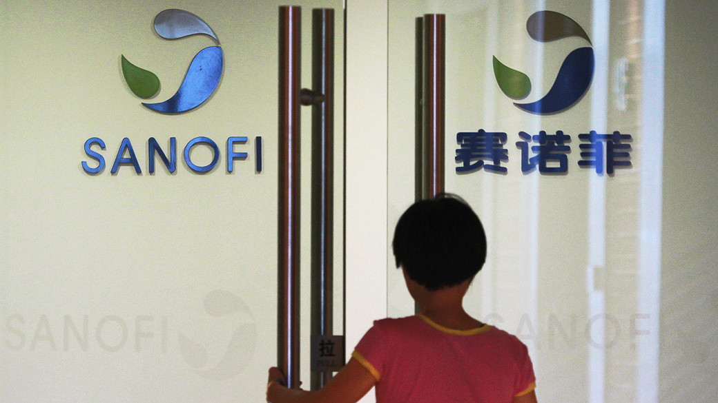 A farmacêutica Sanofi está sendo acusada de pagar subornos a médicos chineses para aumentar as vendas no país
