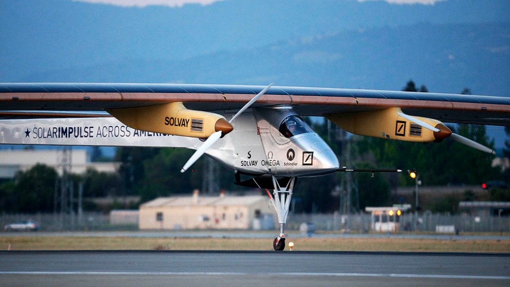 Avião movido a energia solar 'Solar Impulse'