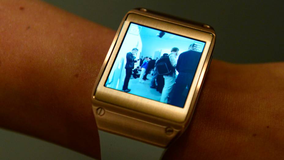 Samsung lança o relógio inteligente Galaxy Gear na IFA 2013