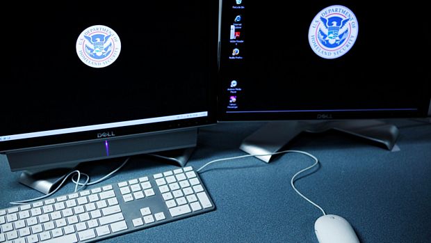 Computadores do centro de crimes cibernéticos dos EUA