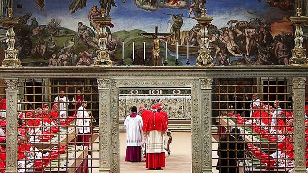 Cardeais começam conclave para escolher novo Papa no Vaticano