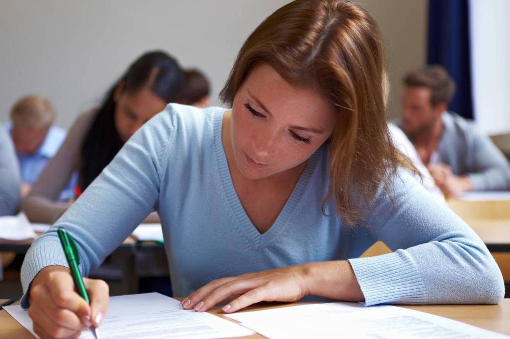 TRT do Rio abre concurso para cargos com salário de até R$ 15 mil