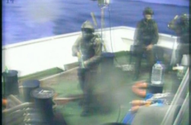 A emissora também registrou o momento em que a tropa Israelense invadiu o barco da Frota da Liberdade.